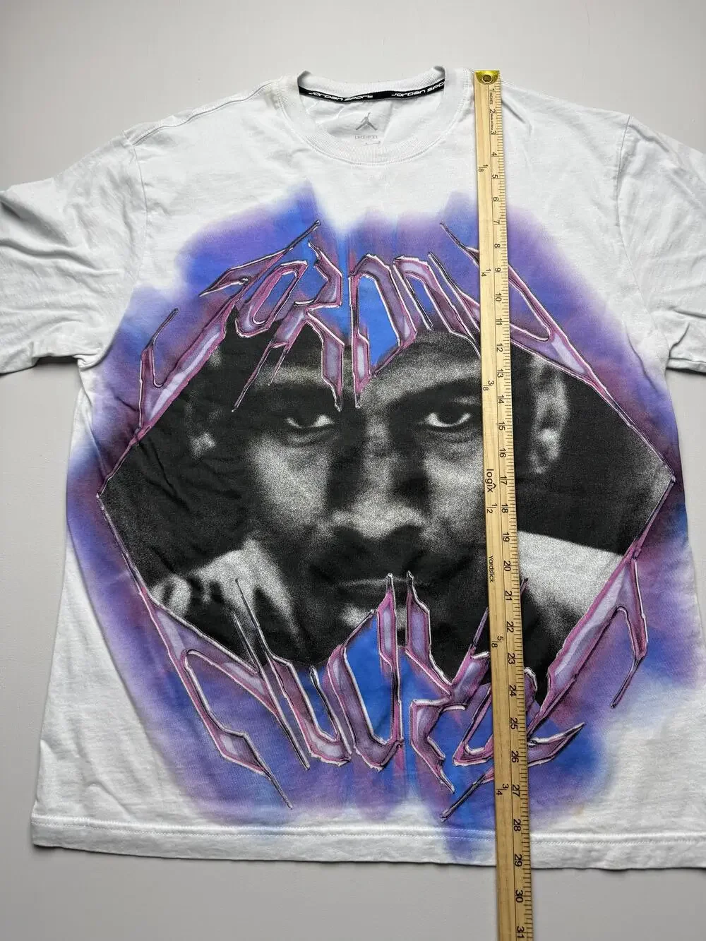 Jordan Shirt Mens Large White Dri-Fit Face Graphic Tee Basketball Airbrush